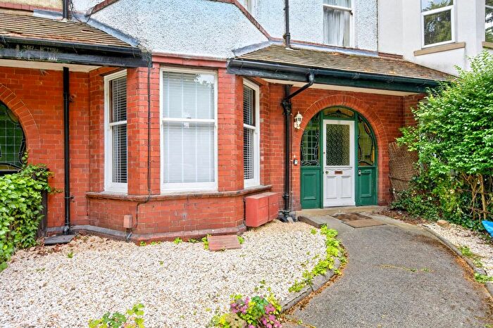 2 Bedroom Flat For Sale In St. Marks Avenue, Harrogate, HG2