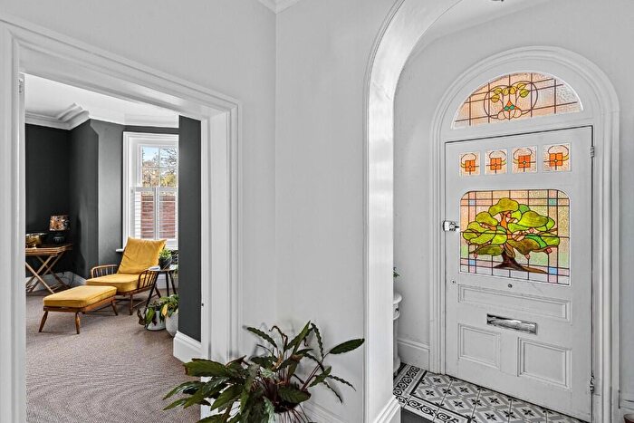 6 Bedroom Detached House For Sale In South Norwich, NR4