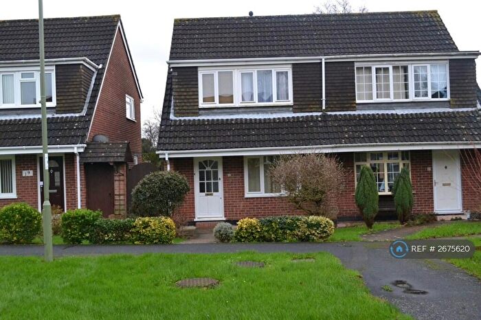 3 Bedroom Semi Detached House To Rent In Henley Gardens, Fareham, PO15
