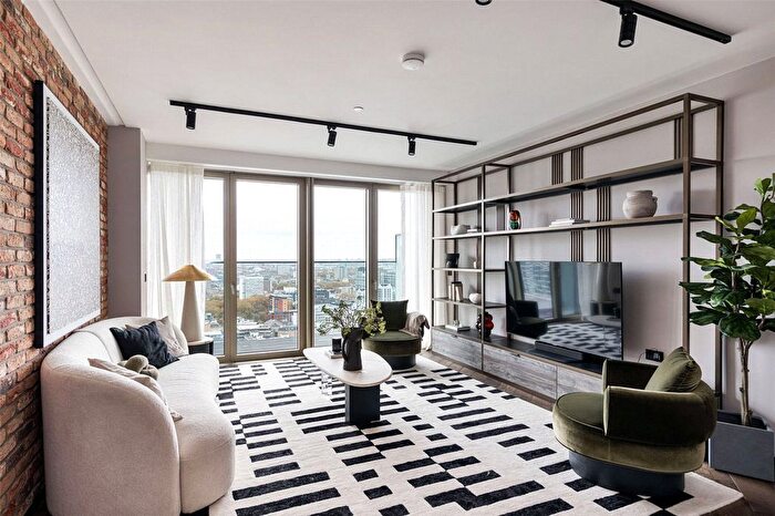 3 Bedroom Flat For Sale In The Stage, Hewett Street, London, EC2A