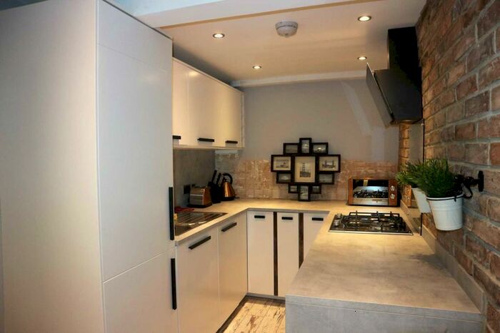 1 Bedroom Apartment To Rent In Templars Court, Canterbury, CT2