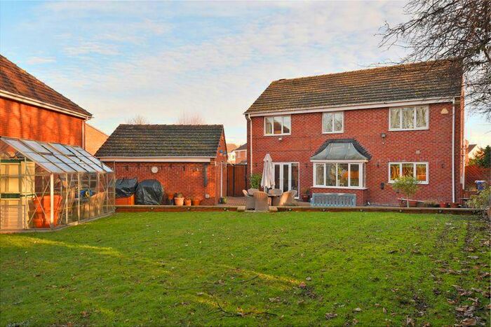 5 Bedroom Detached House For Sale In Pickard Crescent, Richmond, Sheffield, S13