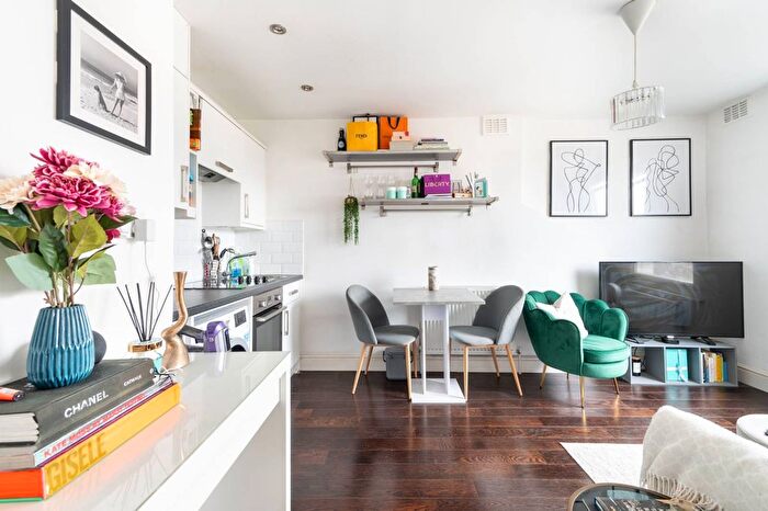 1 Bedroom Flat To Rent In Newton Road, Westbourne Grove, London, W2