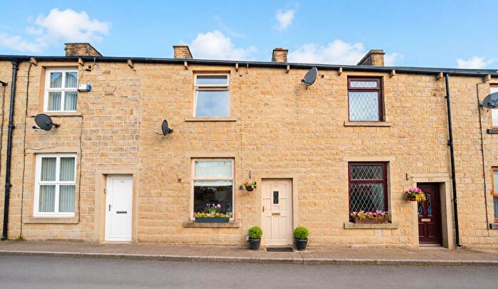 2 Bedroom Terraced House For Sale In East Parade, Rossendale, BB4