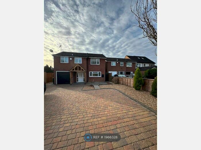 4 Bedroom Detached House To Rent In Birmingham Road, Allesley, Coventry, CV5