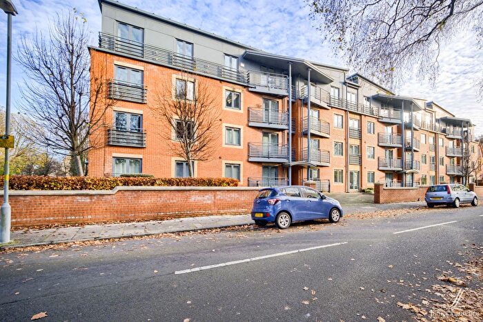 1 Bedroom Flat To Rent In Spire Court, Manor Road, Edgbaston, B16