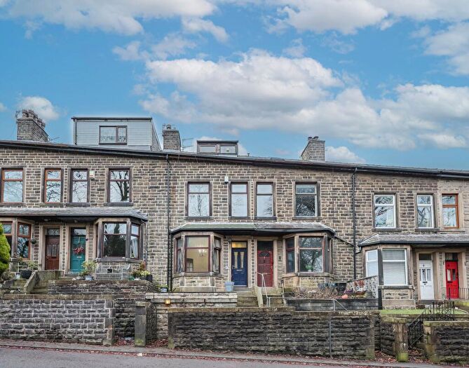 5 Bedroom Terraced House For Sale In Burnley Road, Rossendale, BB4