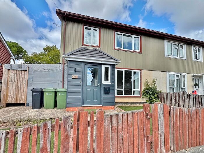 3 Bedroom Semi-Detached House For Sale In Deerhurst Crescent, Paulsgrove, PO6
