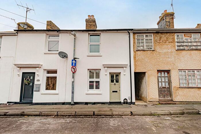 2 Bedroom Terraced House For Sale In Minster Road, Faversham, ME13