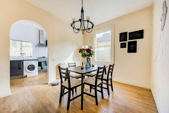 3 Bedroom Maisonette To Rent In Danehurst Street, Munster Village, London, SW6