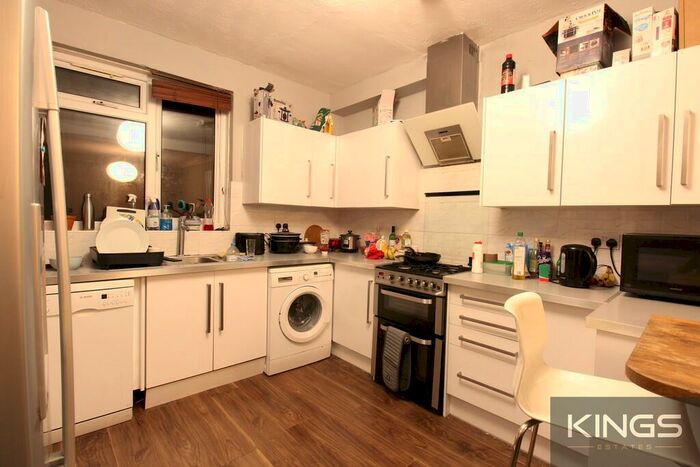 6 Bedroom Terraced House To Rent In Shakespeare Avenue, Southampton, SO17