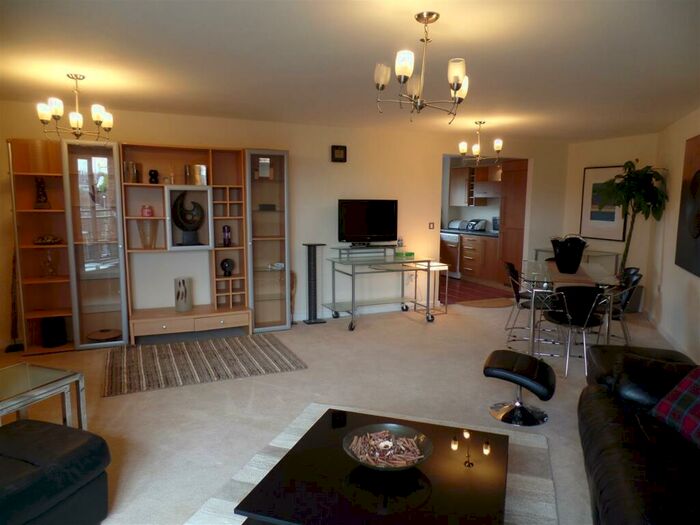 2 Bedroom Apartment To Rent In Triumph House, Manor House Drive, Cv Central, Coventry, CV1