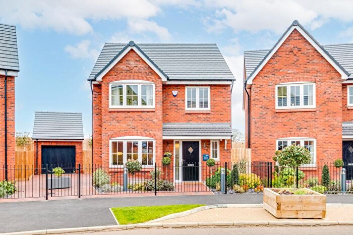 4 Bedroom Detached House For Sale In Tinkers Road, New Cardington, MK42