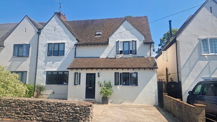 4 Bedroom Semi-Detached House To Rent In Shepherds Way, Cirencester, GL7