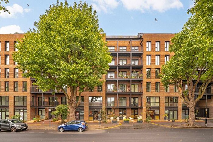 1 Bedroom Flat To Rent In Lawrence Road, London, N15