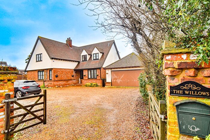 4 Bedroom Detached House For Sale In Lower Road, Little Hallingbury, CM22