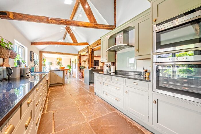 5 Bedroom Detached House To Rent In Cousley Wood, Wadhurst, TN5