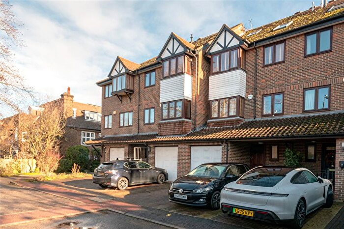 4 Bedroom Terraced House For Sale In Eliot Gardens, Roehampton Lane, London, SW15