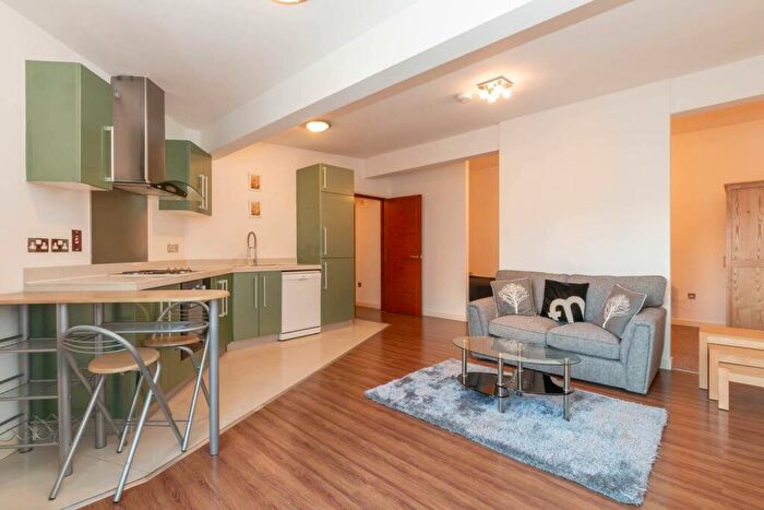 Apartment To Rent In Kenyon Forge, Kenyon Street, B18