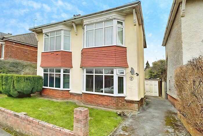 6 Bedroom Detached House To Rent In Withermoor Road, Bournemouth, BH9