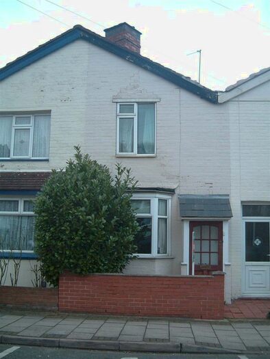 2 Bedroom Terraced House To Rent In Warwards Lane, Selly Oak, Birmingham, B29