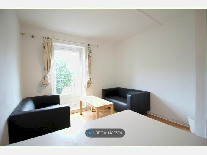 4 Bedroom Flat To Rent In Donnington Court, London, NW1