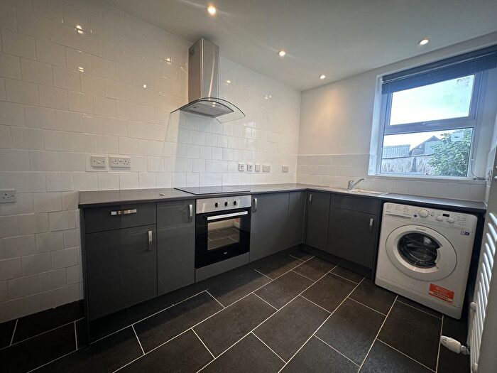 1 Bedroom Flat To Rent In Arcot Street, Penarth, CF64