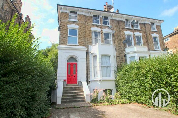 2 Bedroom Flat To Rent In Manor Park, Hither Green, London, SE13