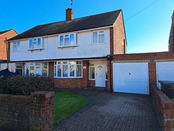 3 Bedroom Semi-Detached House For Sale In Astaire Avenue, Roselands, Eastbourne, East Sussex, BN22