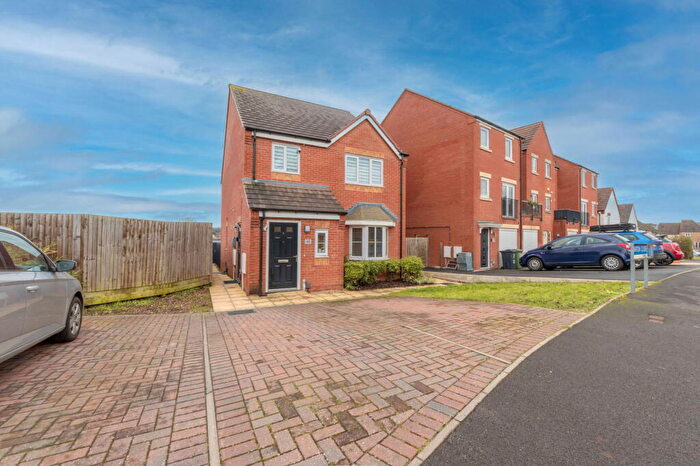 2 Bedroom Maisonette For Sale In Marton Close, Redditch, B97