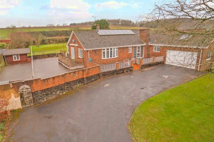3 Bedroom Bungalow For Sale In Hurstbourne Priors, Whitchurch, Hampshire, RG28