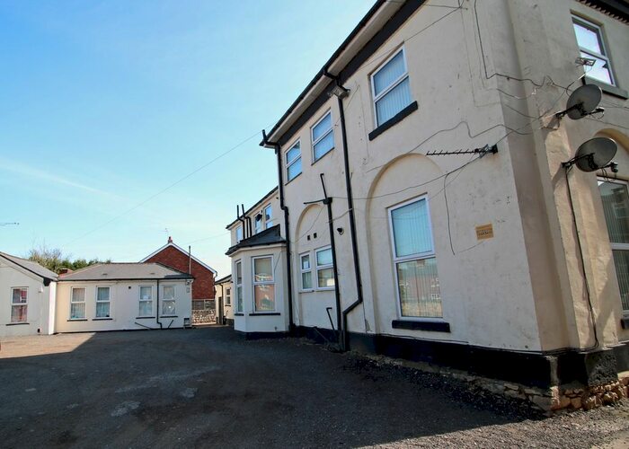 2 Bedroom Flat To Rent In St Christophers Flats, Hall Flat Lane, Doncaster, South Yorkshire, DN4