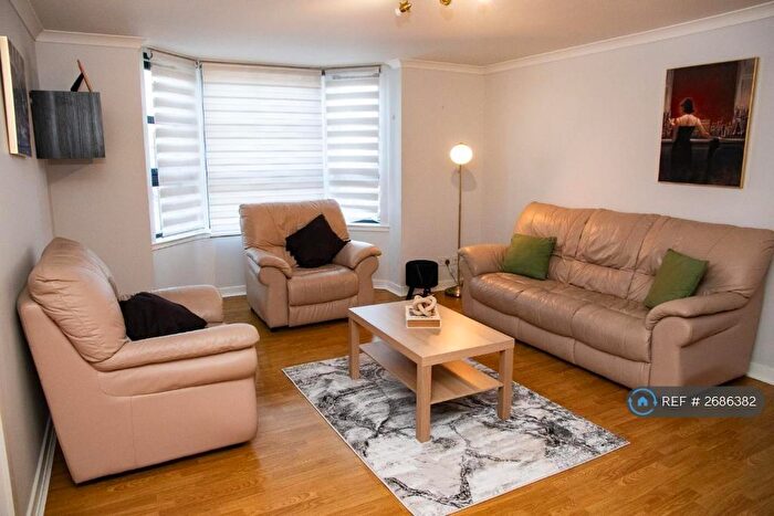 2 Bedroom Flat To Rent In Riverside Drive, Aberdeen, AB11