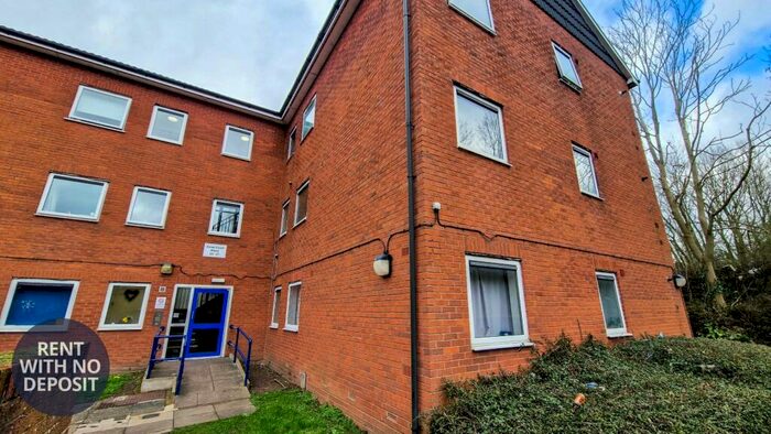 Flat To Rent In Eunal Court, Well Close, Redditch, Worcestershire, B97