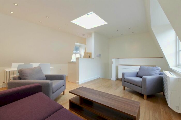 2 Bedroom Flat To Rent In Tottenham Mews, Fitzrovia, W1T