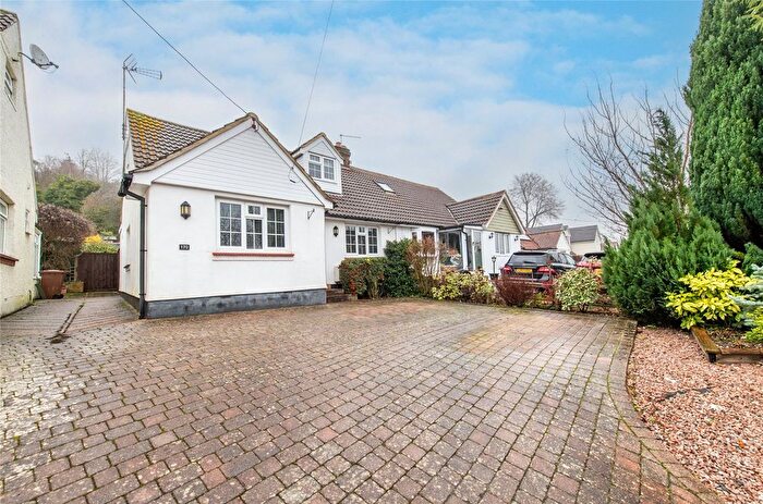 4 Bedroom Semi Detached House For Sale In Bush Road, Cuxton, Rochester, Kent, ME2