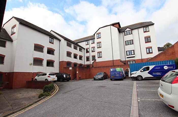2 Bedroom Flat For Sale In Church Street, Heavitree, Exeter, EX2