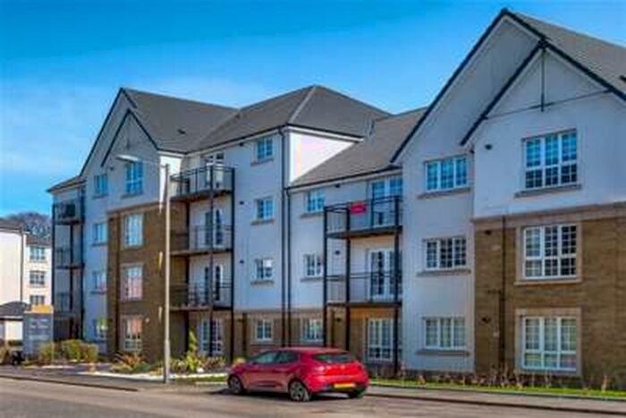 2 Bedroom Flat To Rent In Crown Crescent, Larbert, FK5