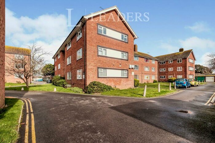 2 Bedroom Flat To Rent In Meadway Court, BN13