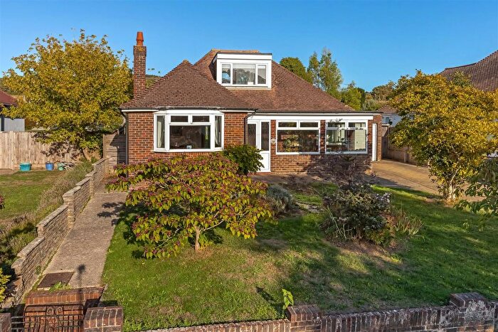 2 Bedroom Property For Sale In Sullington Gardens, Worthing, BN14