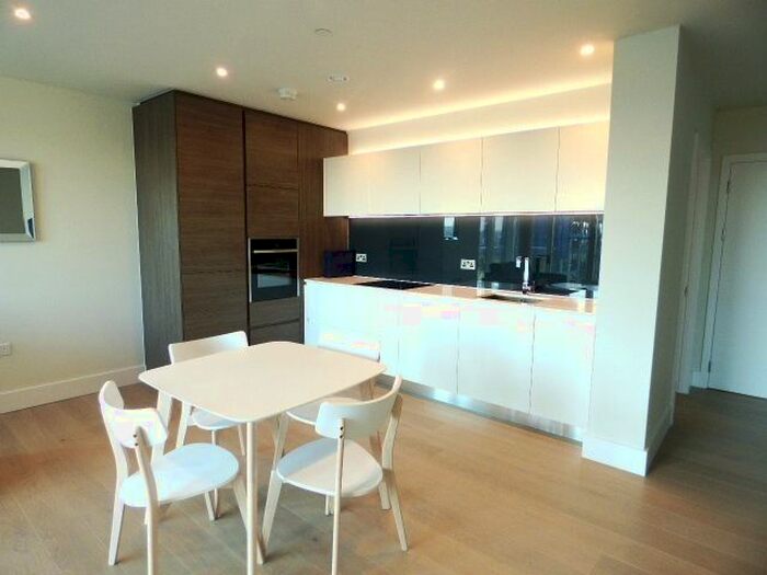 2 Bedroom Flat To Rent In Hopgood Tower, Kidbrooke, SE3