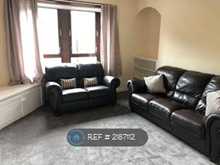 4 Bedroom Flat To Rent In Roslin Street, Aberdeen, AB24