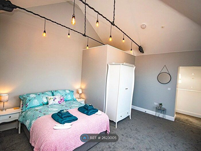 1 Bedroom Flat To Rent In Daniel Chambers, Camborne, TR14