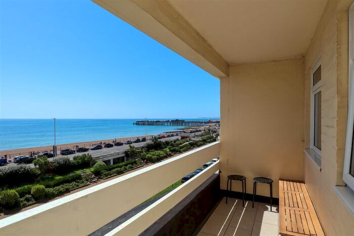 2 Bedroom Flat To Rent In Robertson Terrace, Hastings, TN34