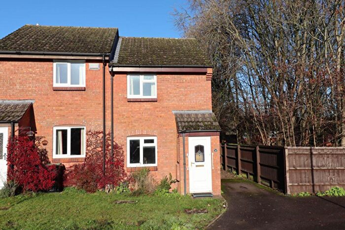 2 Bedroom Semi Detached House For Sale In Rogers Meadow, Marlborough, SN8