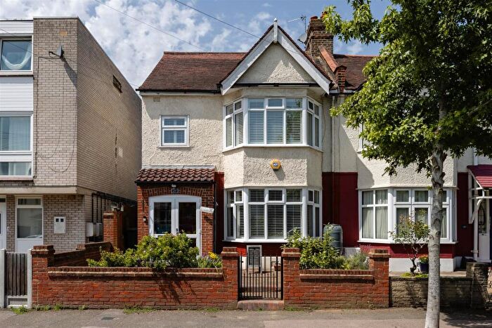 4 Bedroom House For Sale In Forest View Road, Walthamstow, E17