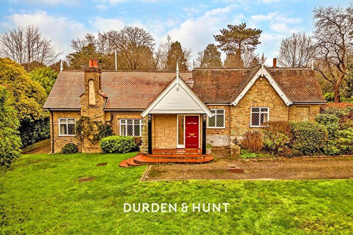 3 Bedroom Detached Bungalow To Rent In Manor Road, Loughton, IG10