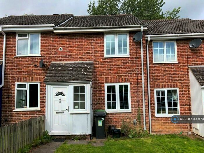 2 Bedroom Terraced House To Rent In Ferndale, Hedge End, Southampton, SO30