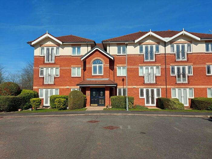 2 Bedroom Apartment For Sale In Barford Drive, Wilmslow, Cheshire, SK9