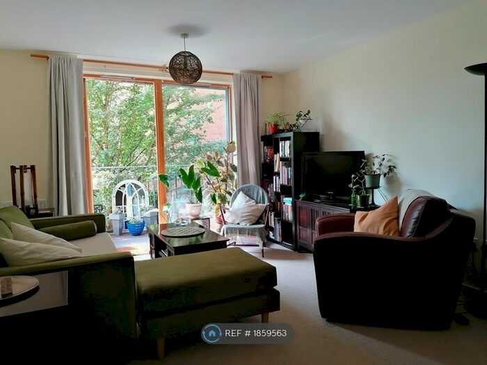 1 Bedroom Flat To Rent In Cordwainer House, London, E8